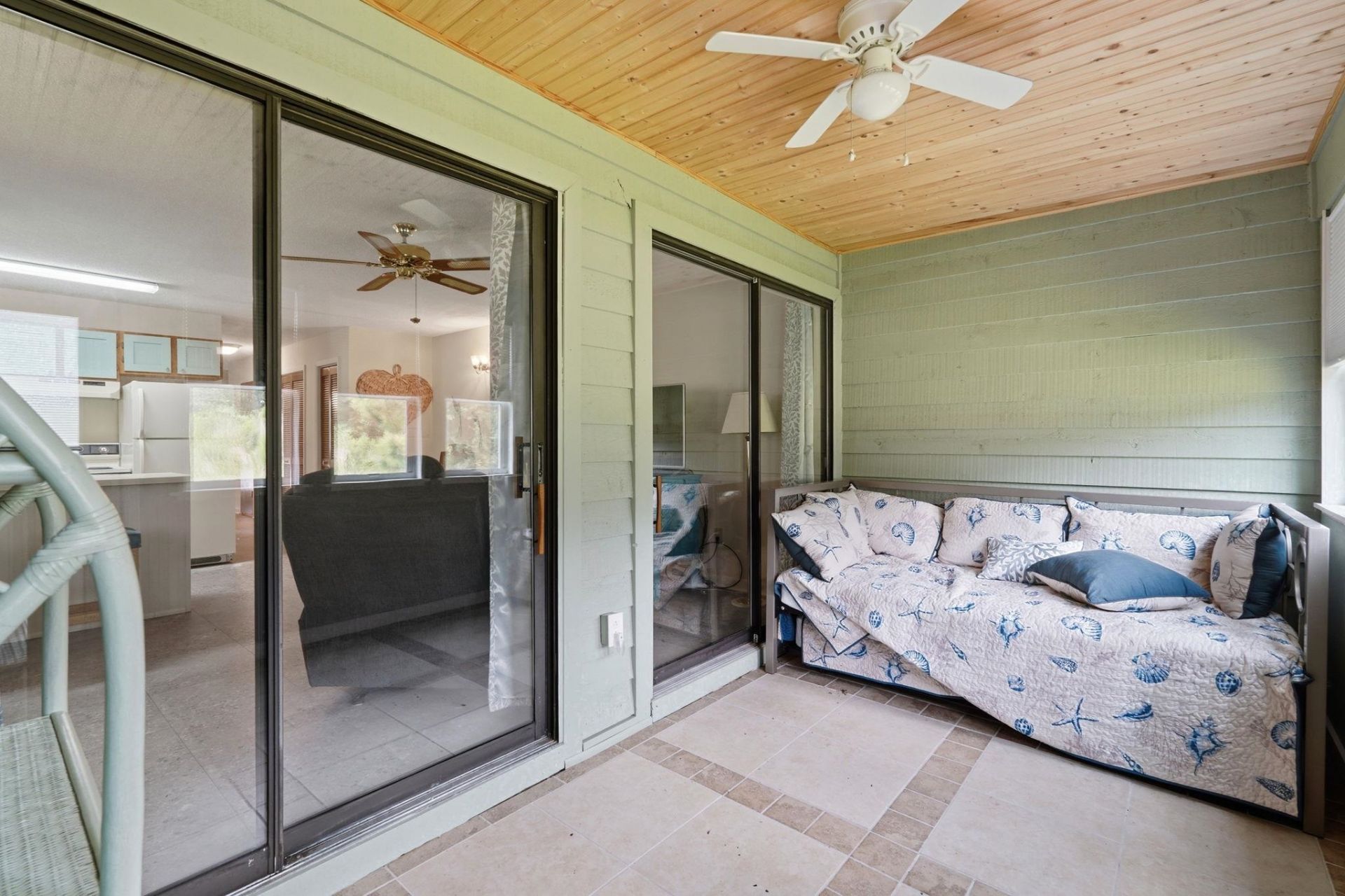 500 Fairway Village Dr. Photo 6