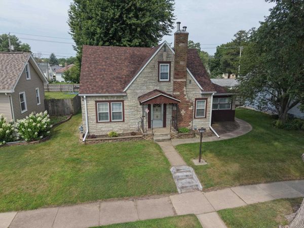 1206 Western Avenue, Waterloo, IA 50702