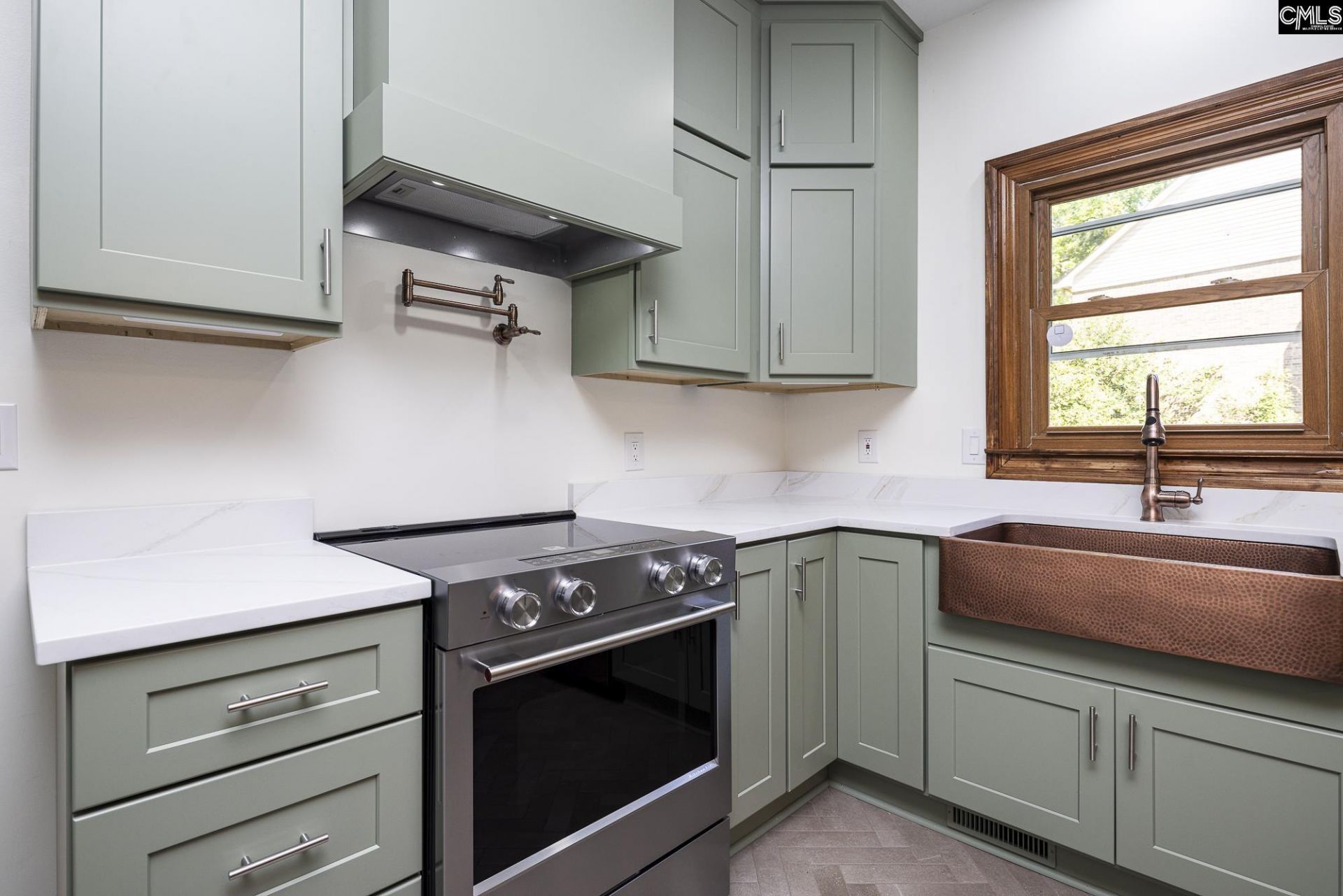 22 Brittany Way  Photo 18