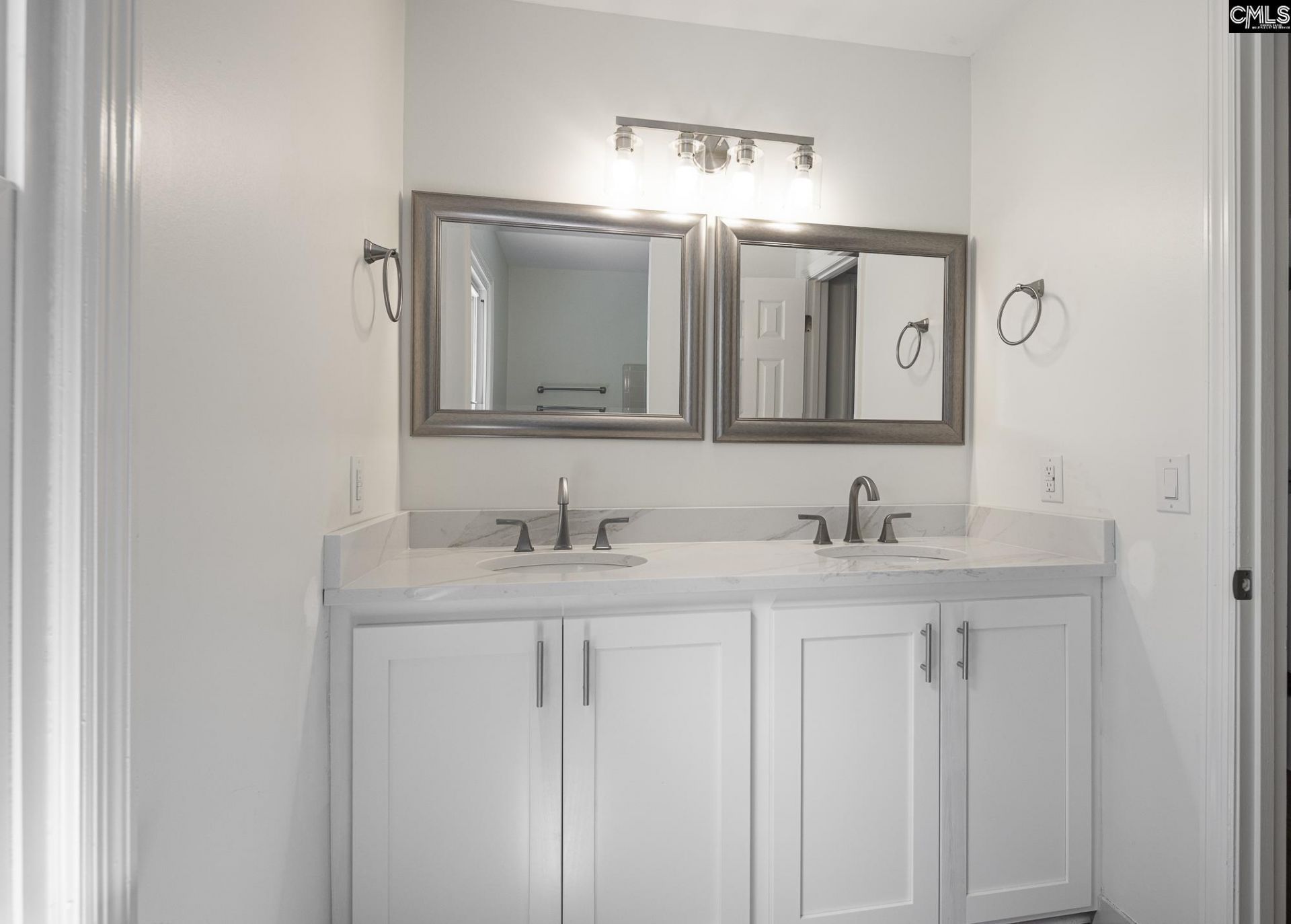 22 Brittany Way  Photo 39