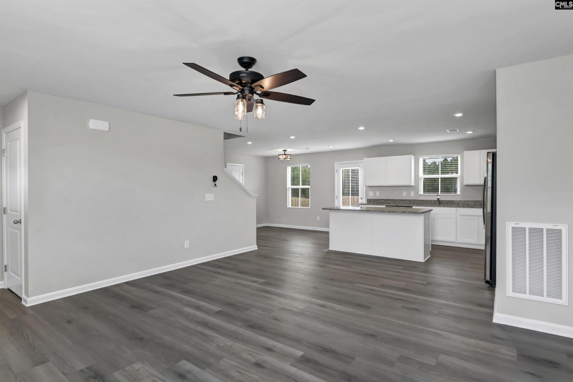 3041 Blue Brook Lane  Photo 9