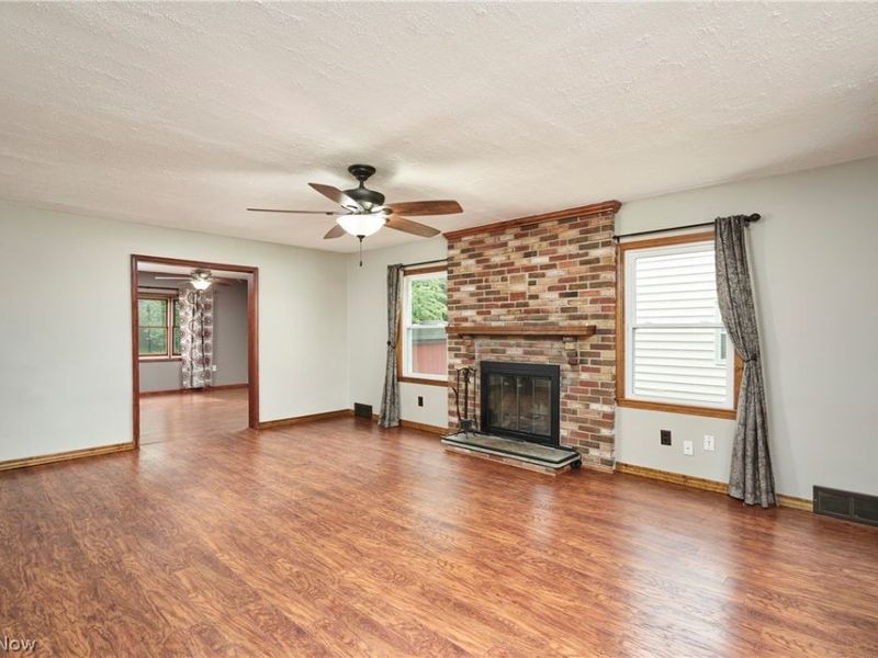 254 Lownsdale Avenue, Akron, OH 44313 Photo 3