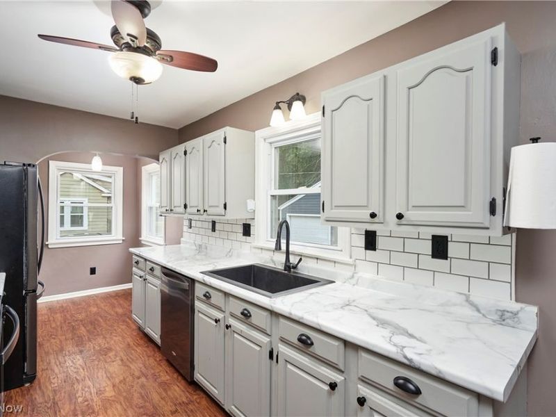 254 Lownsdale Avenue, Akron, OH 44313 Photo 5