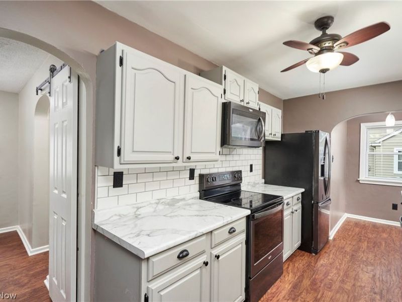 254 Lownsdale Avenue, Akron, OH 44313 Photo 6
