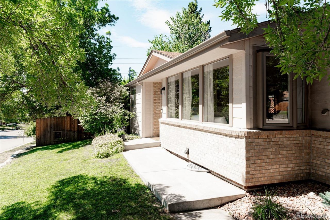 7000 W Yale Avenue, Denver, CO 80227 Main Photo
