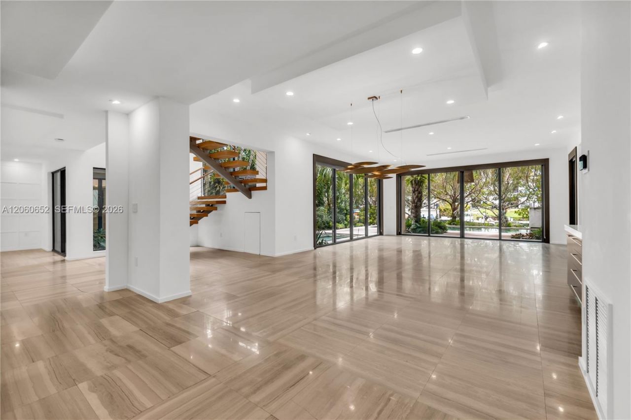 6840 Sunrise Pl, Coral Gables, FL 33133 Photo