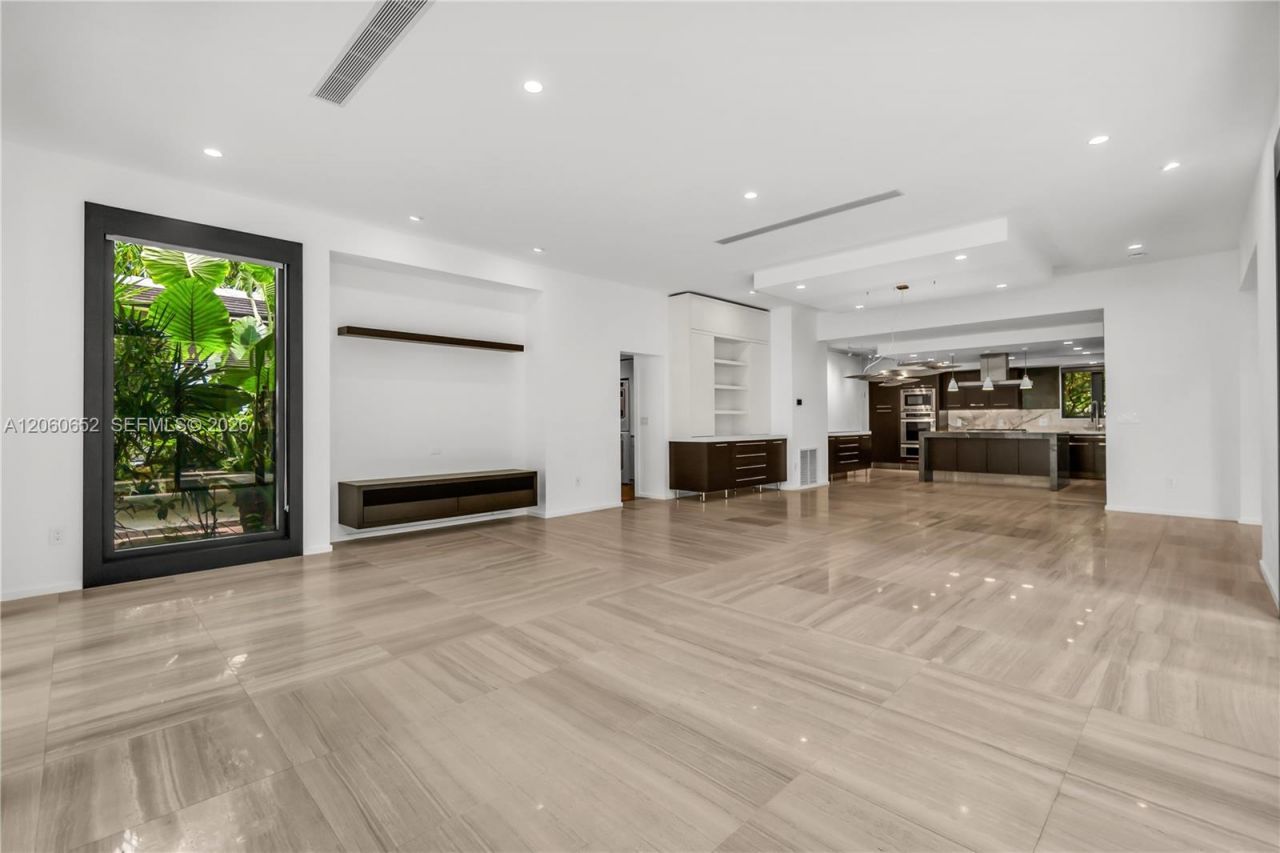 6840 Sunrise Pl, Coral Gables, FL 33133 Photo