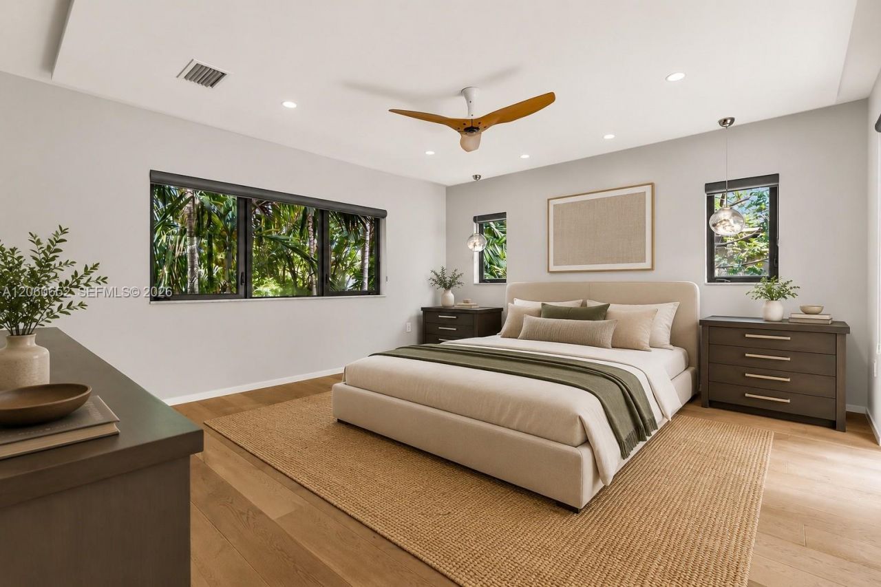 6840 Sunrise Pl, Coral Gables, FL 33133 Photo