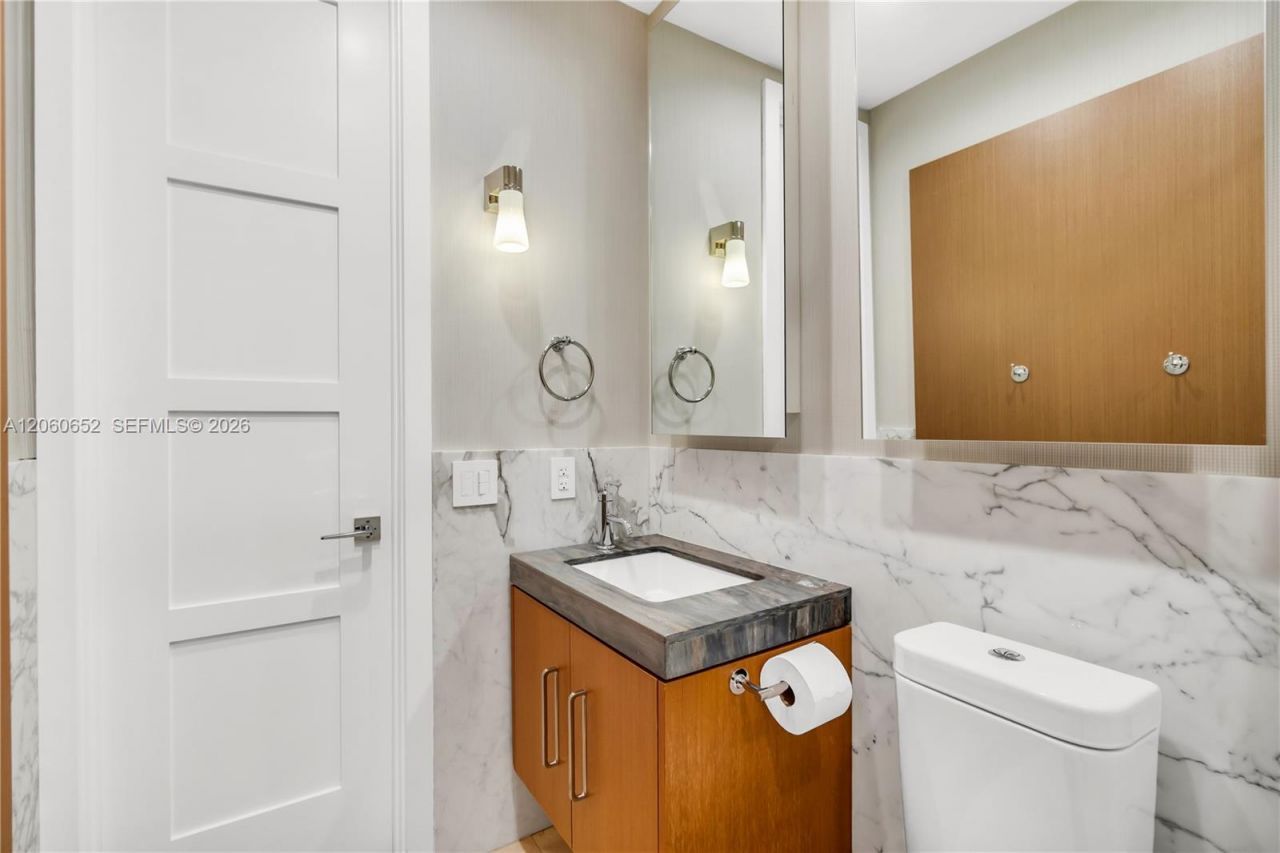 6840 Sunrise Pl, Coral Gables, FL 33133 Photo