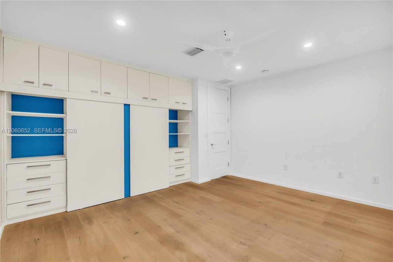 6840 Sunrise Pl, Coral Gables, FL 33133 Photo