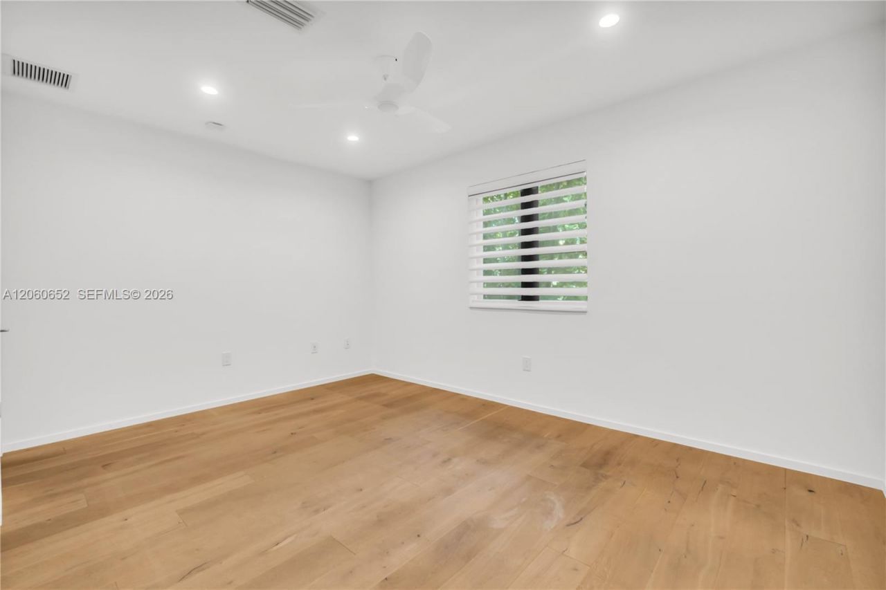 6840 Sunrise Pl, Coral Gables, FL 33133 Photo