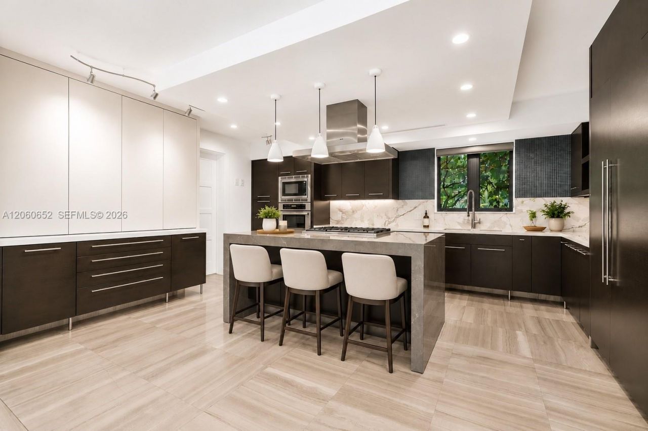 6840 Sunrise Pl, Coral Gables, FL 33133 Photo