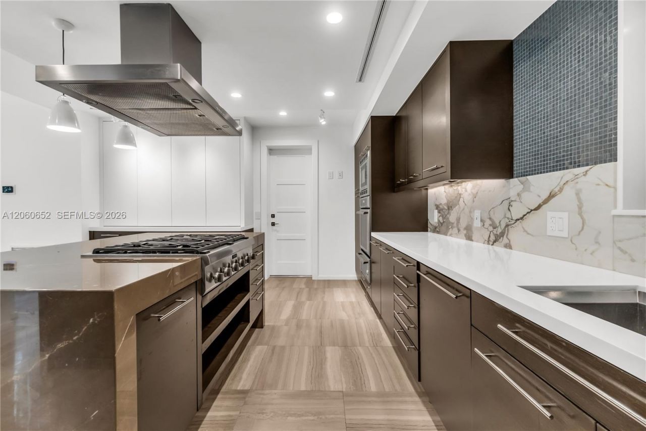 6840 Sunrise Pl, Coral Gables, FL 33133 Photo