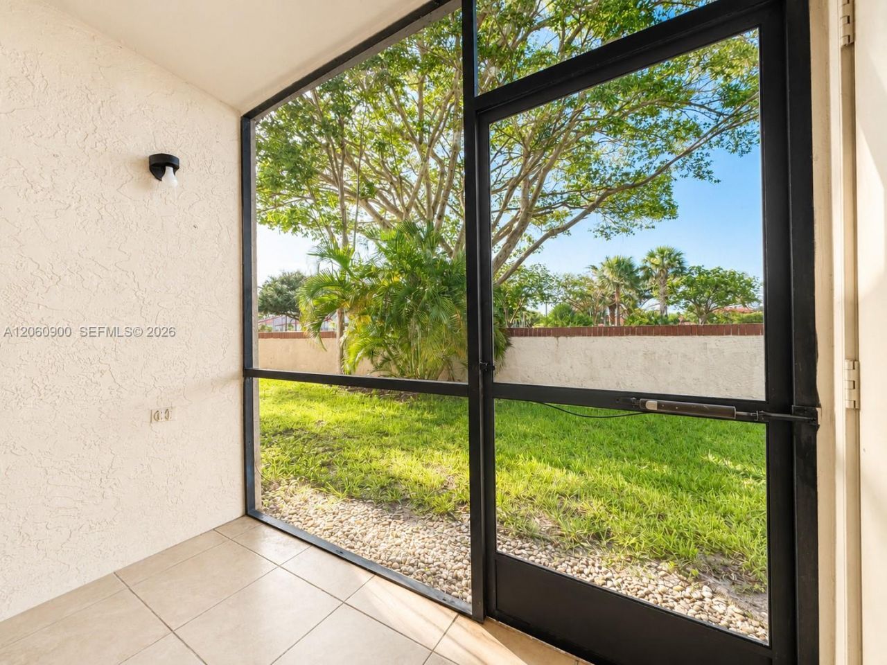 6585 Somerset Dr , Unit 103, Boca Raton, FL 33433 Photo
