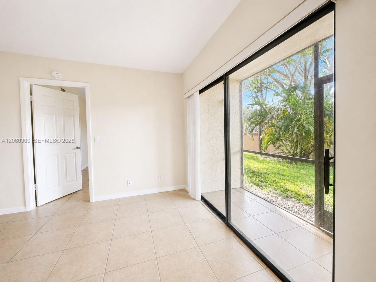 6585 Somerset Dr , Unit 103, Boca Raton, FL 33433 Photo