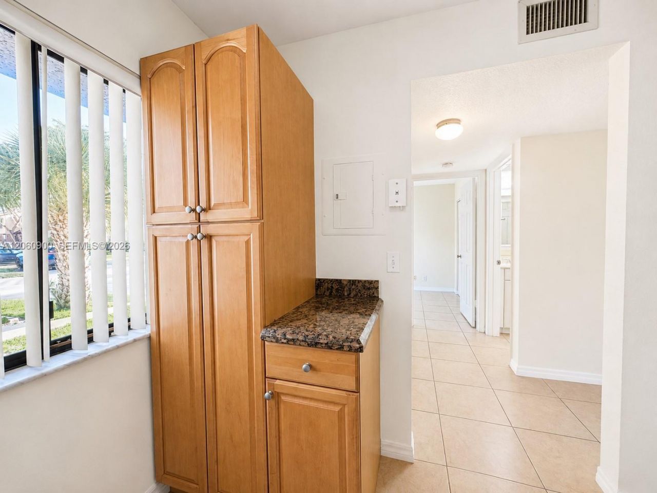 6585 Somerset Dr , Unit 103, Boca Raton, FL 33433 Photo