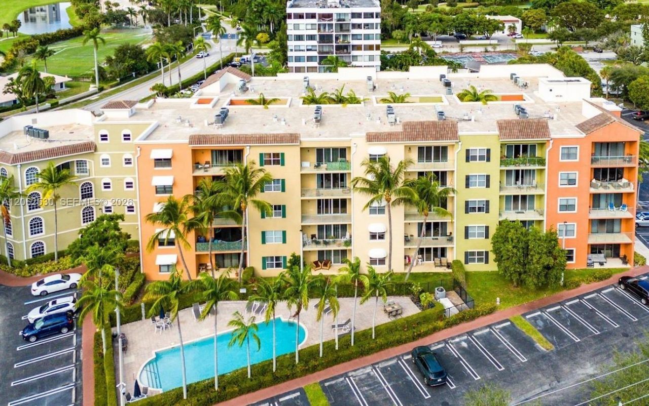 1650 Presidential Way, Unit 208, West Palm Beach, FL 33401 Photo