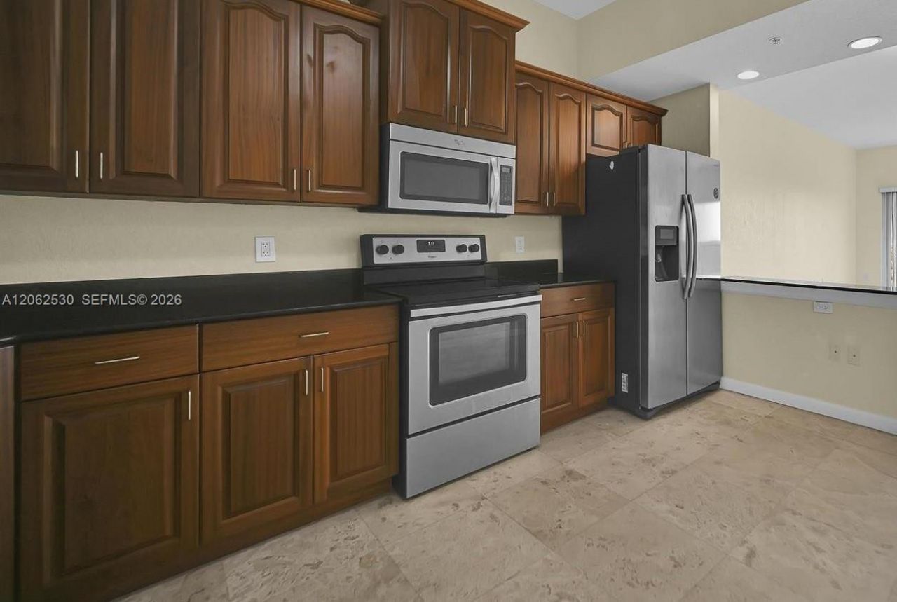 1650 Presidential Way, Unit 208, West Palm Beach, FL 33401 Photo