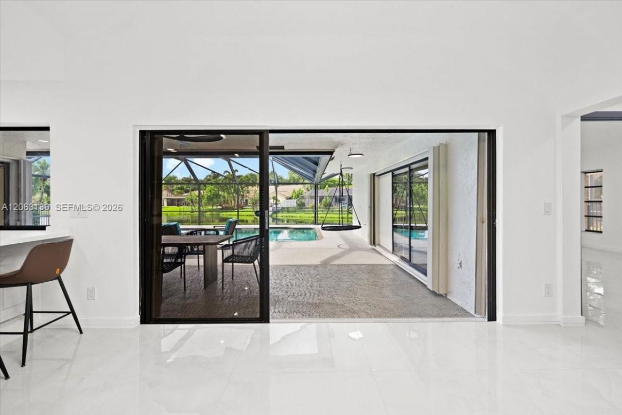 9272 NW 18th St, Plantation, FL 33322 Photo