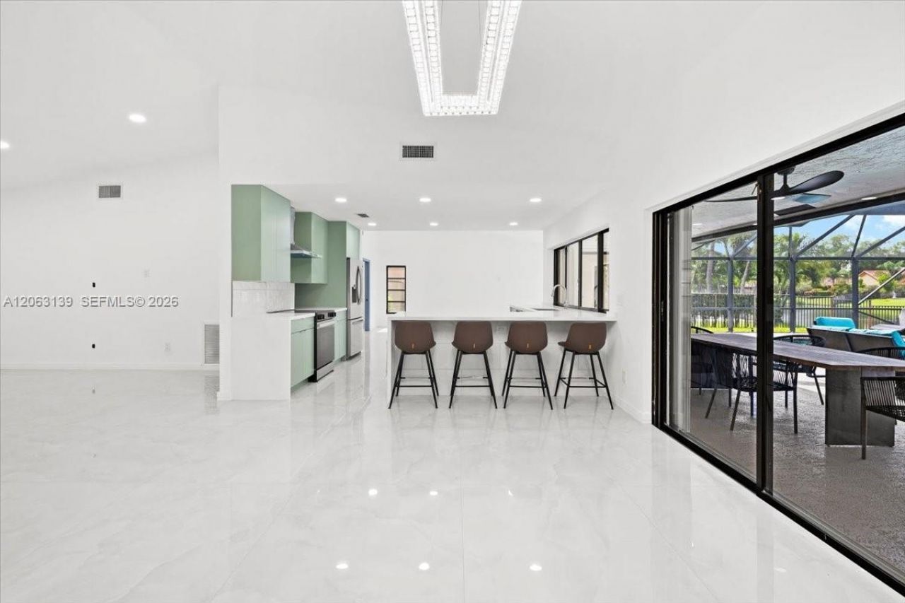 9272 NW 18th St, Plantation, FL 33322 Photo