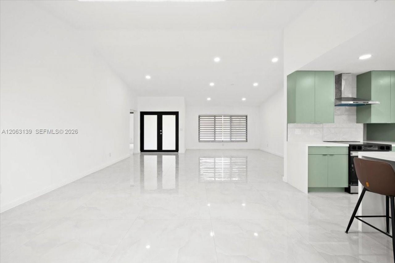 9272 NW 18th St, Plantation, FL 33322 Photo