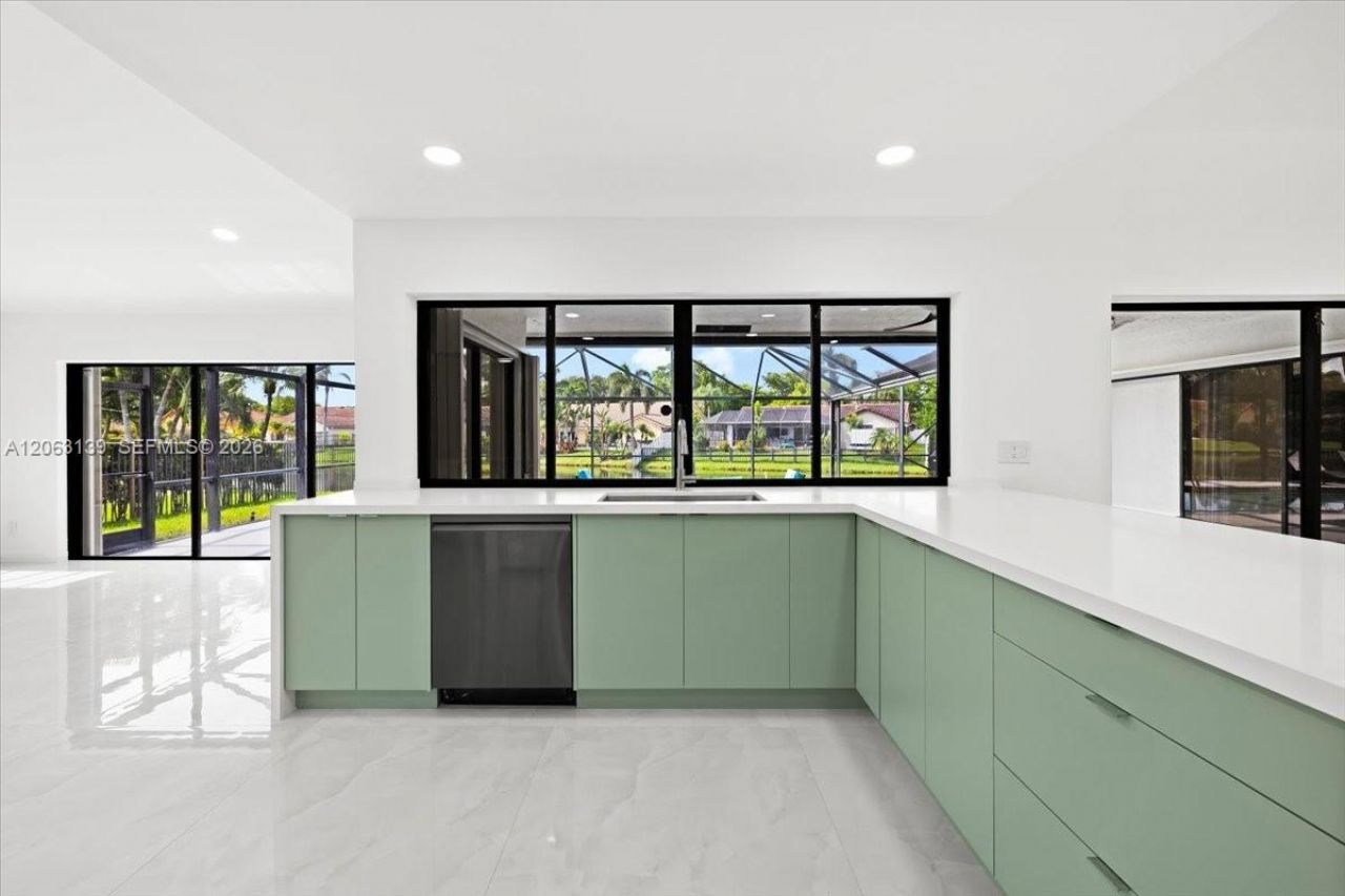 9272 NW 18th St, Plantation, FL 33322 Photo