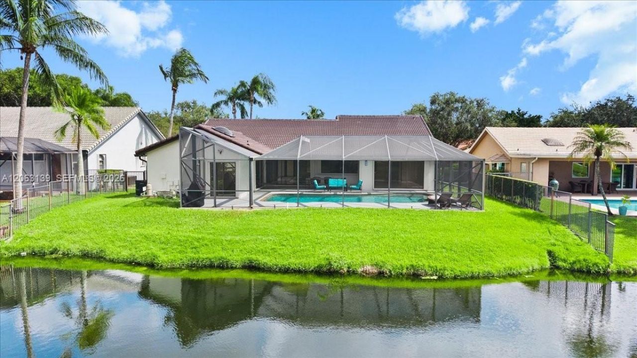 9272 NW 18th St, Plantation, FL 33322 Photo