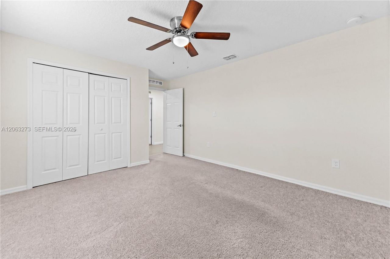 361 SW Thornhill Dr, Port Saint Lucie, FL 34984 Photo