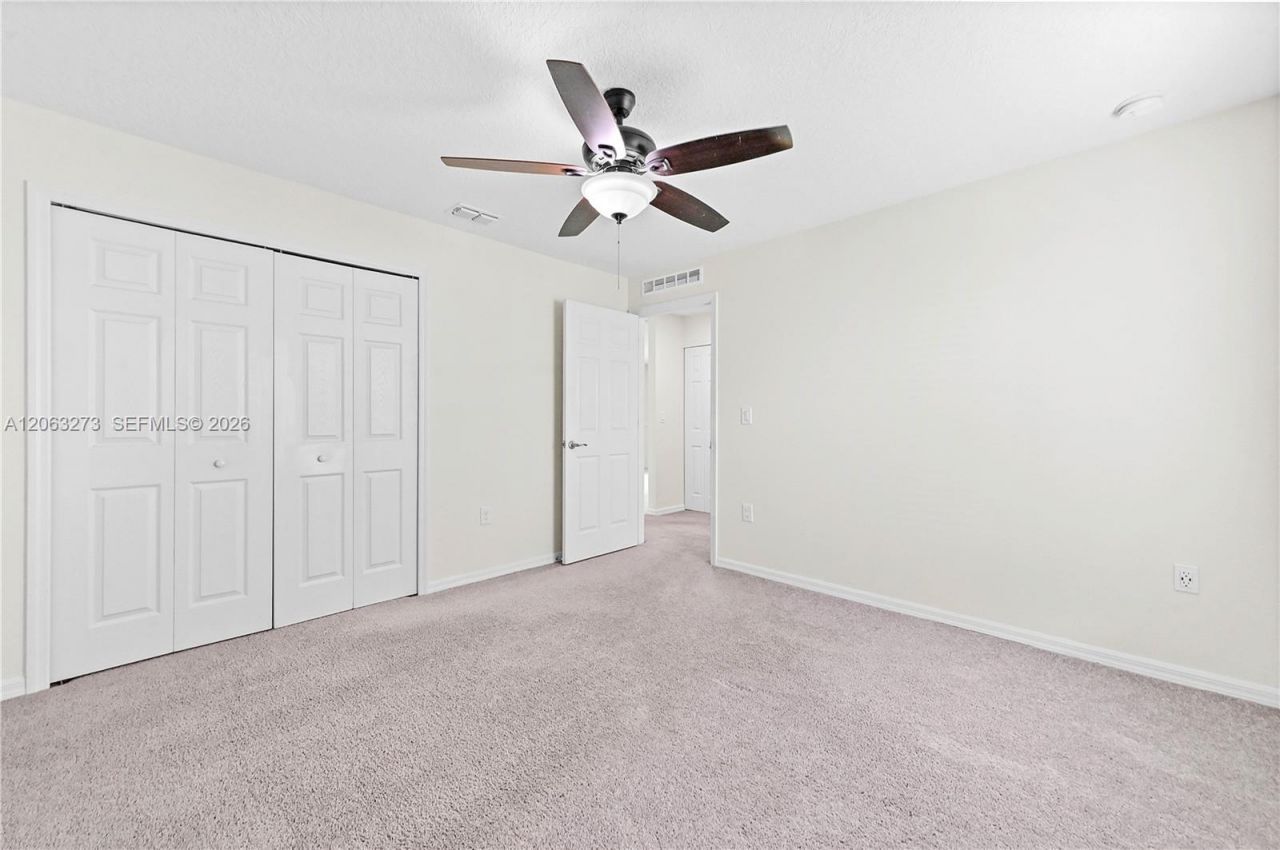 361 SW Thornhill Dr, Port Saint Lucie, FL 34984 Photo