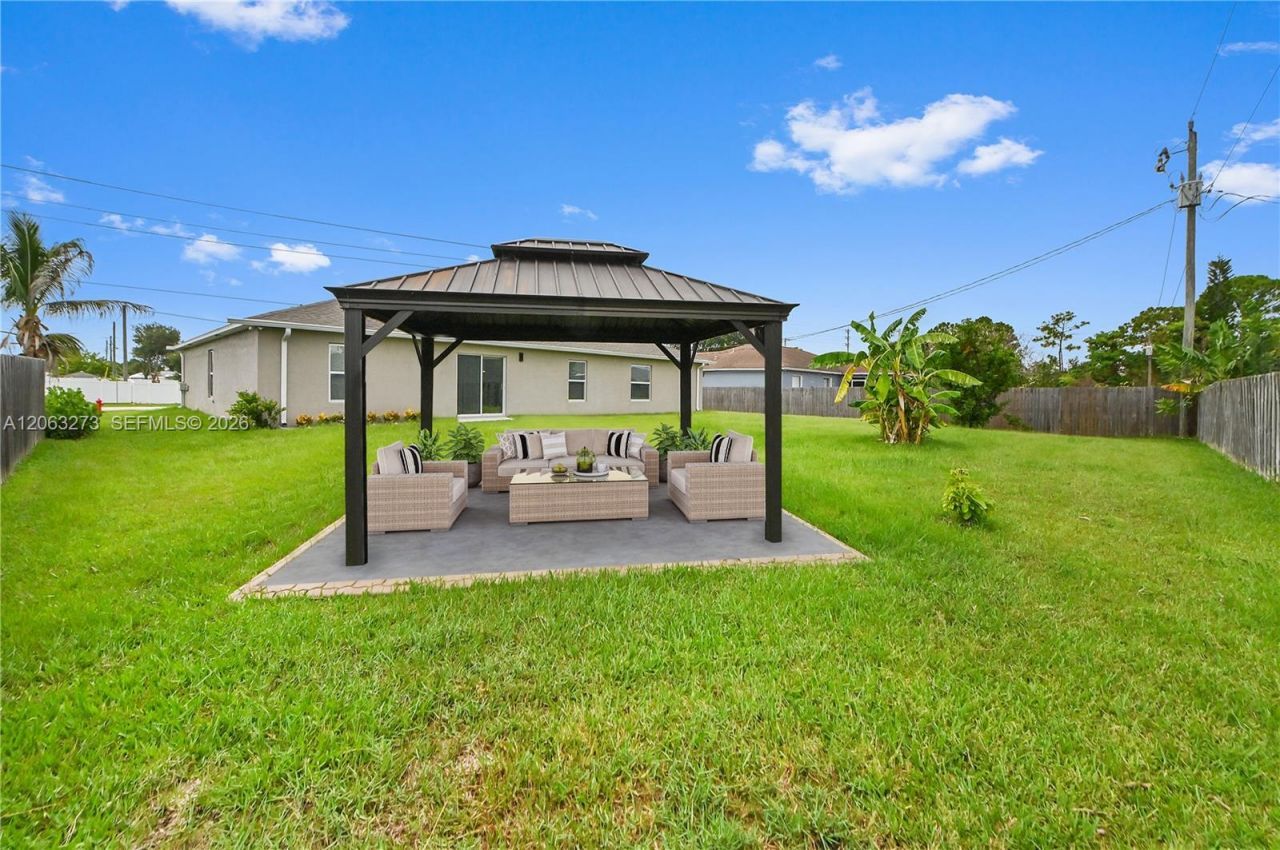 361 SW Thornhill Dr, Port Saint Lucie, FL 34984 Photo