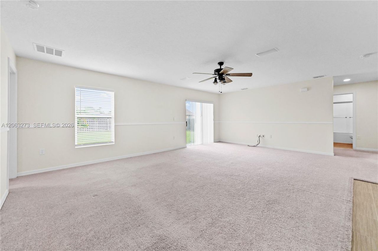 361 SW Thornhill Dr, Port Saint Lucie, FL 34984 Photo