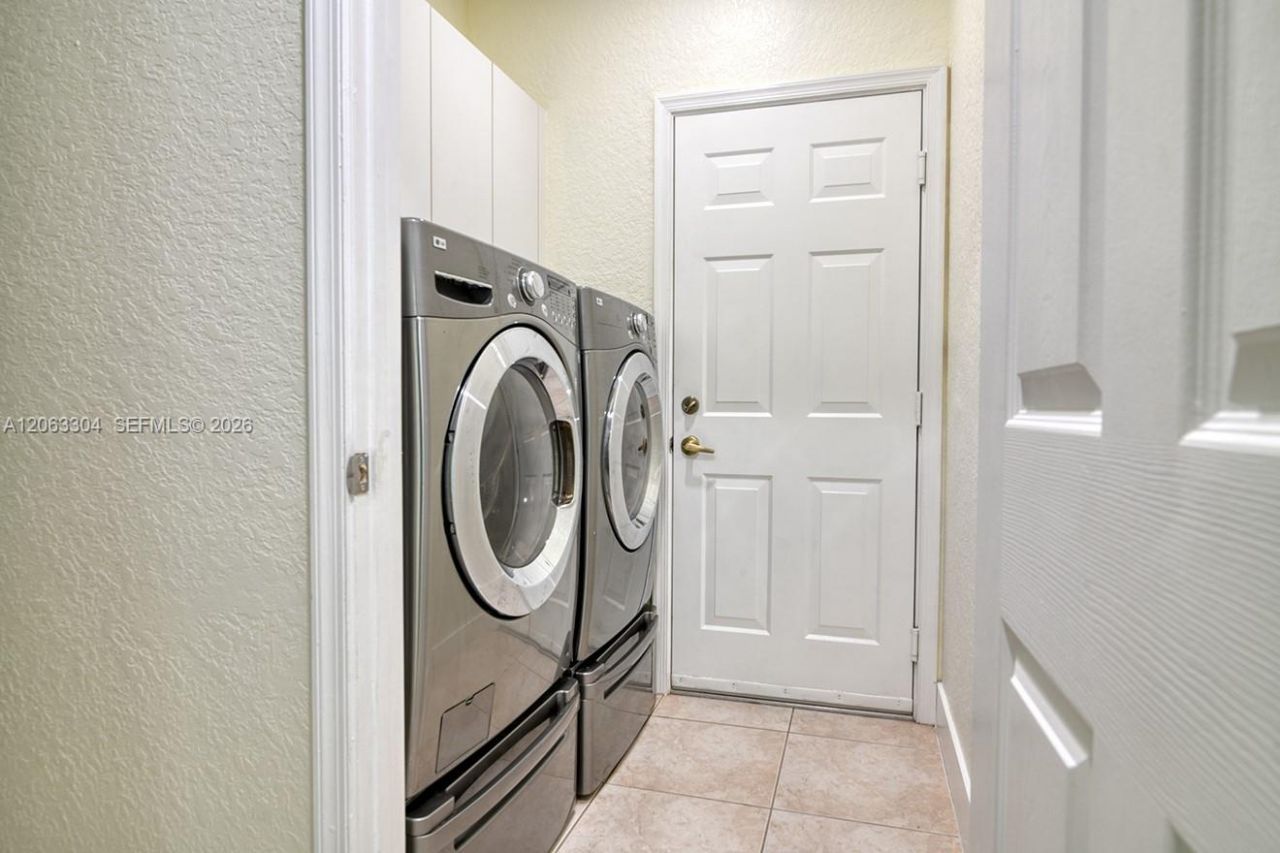 18743 SW 27th St, Miramar, FL 33029 Photo