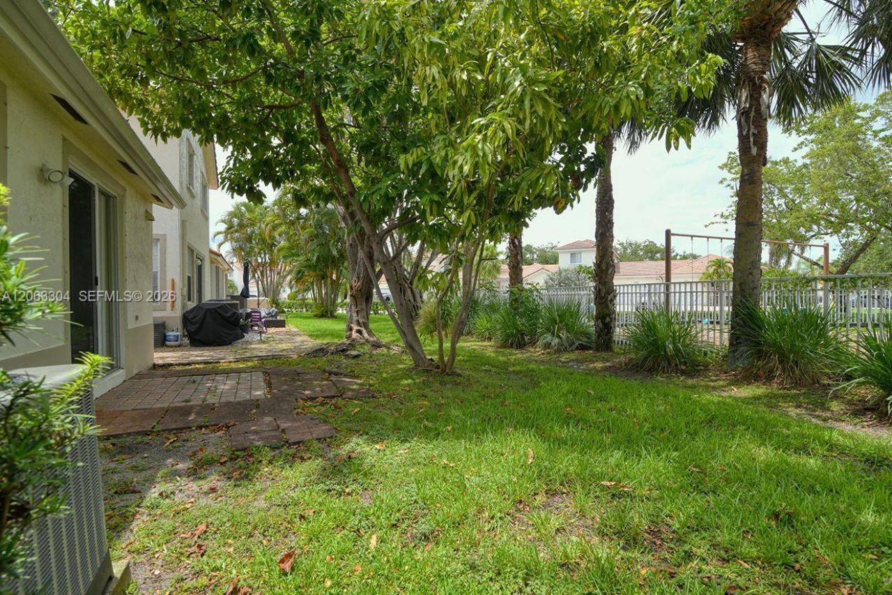 18743 SW 27th St, Miramar, FL 33029 Photo