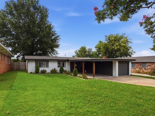 4677 S Winston Avenue , Tulsa, OK 74135