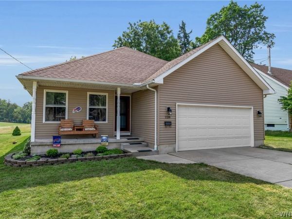 228 Lake Avenue , Lancaster, NY 14086