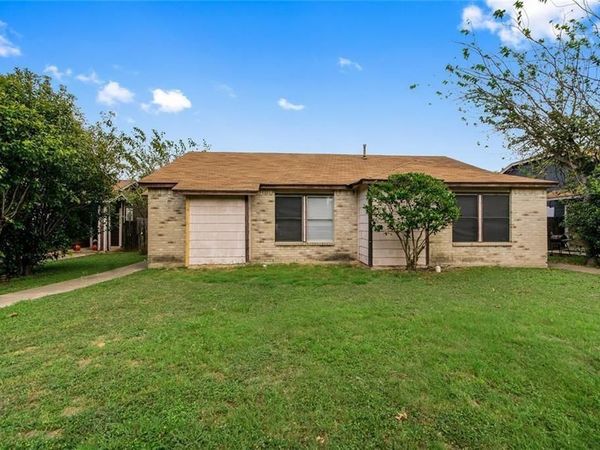 1200 Orchard Park CIR, Pflugerville, TX 78660