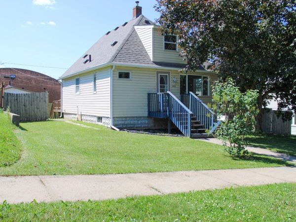 220 Garfield Street, Eveleth, MN 55734