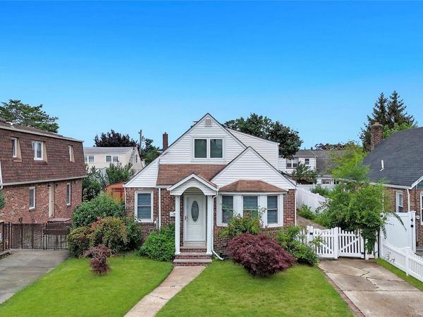47 fendale , Franklin Square, NY 11010