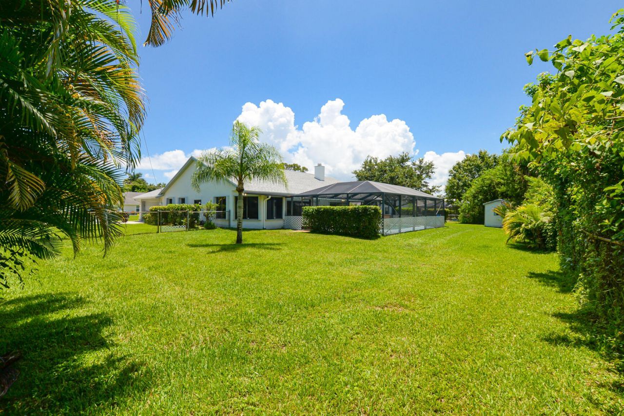 1872 SE Elrose Street, Port Saint Lucie, FL 34952 Photo