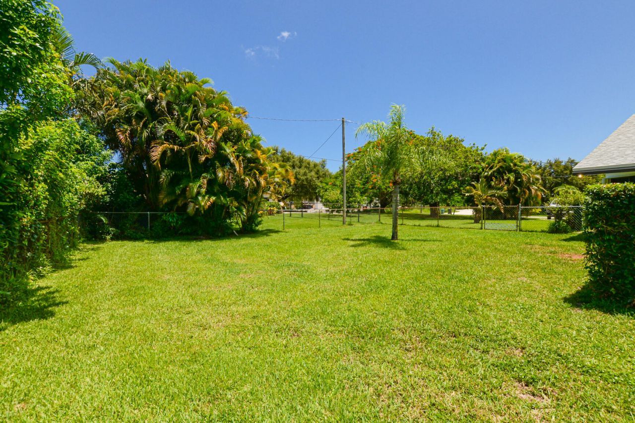 1872 SE Elrose Street, Port Saint Lucie, FL 34952 Photo