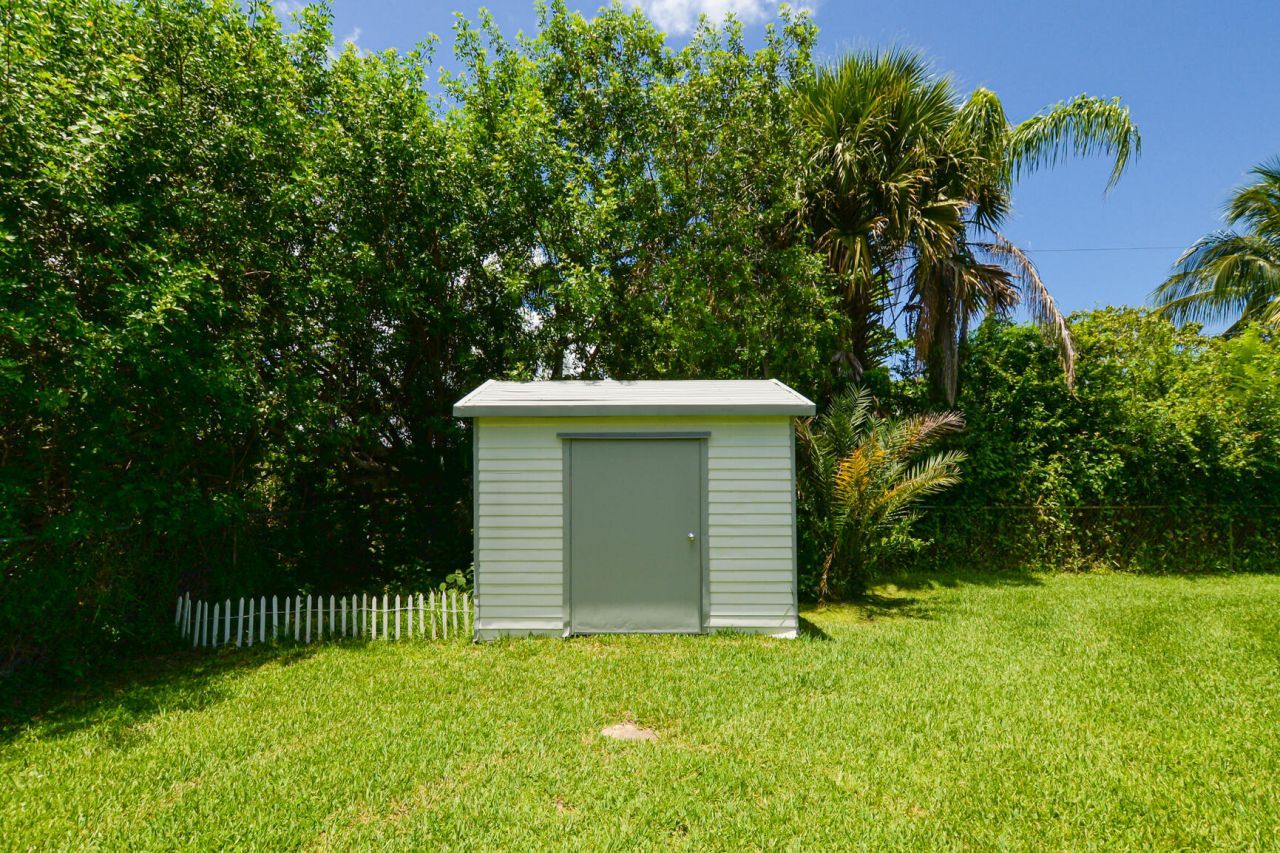1872 SE Elrose Street, Port Saint Lucie, FL 34952 Photo