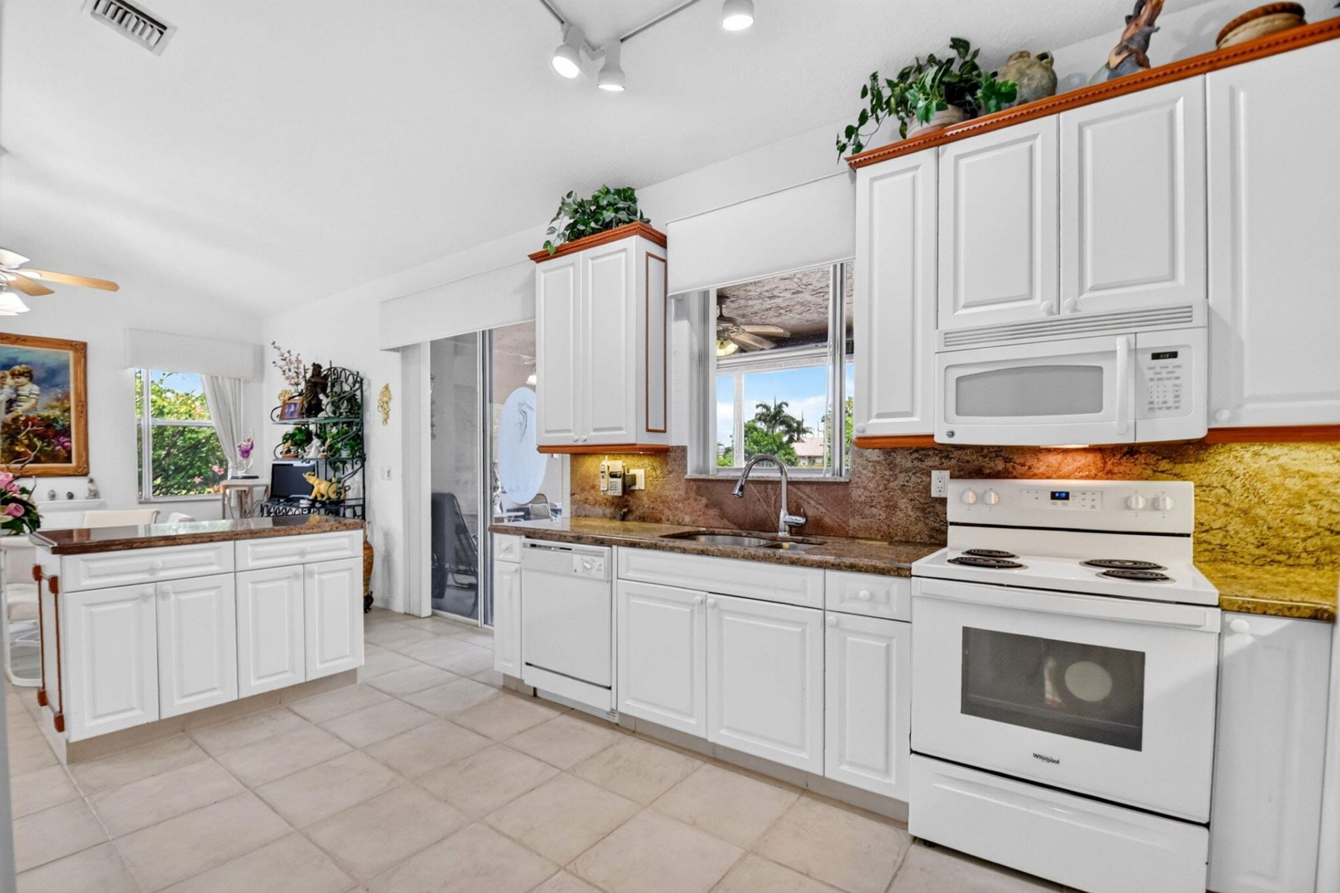 6330 Westchester Club Drive N, Boynton Beach, FL 33437 Photo