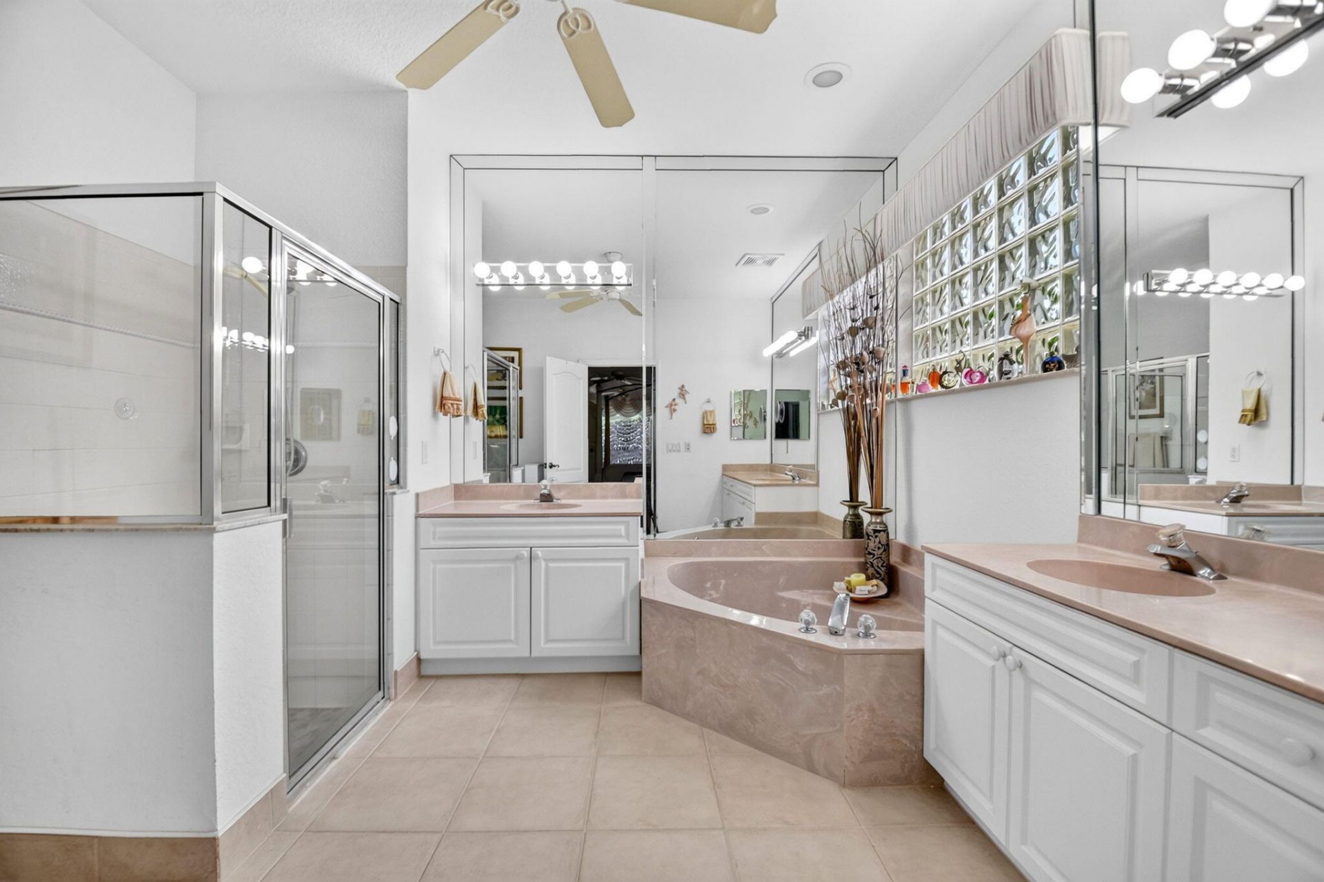 6330 Westchester Club Drive N, Boynton Beach, FL 33437 Photo