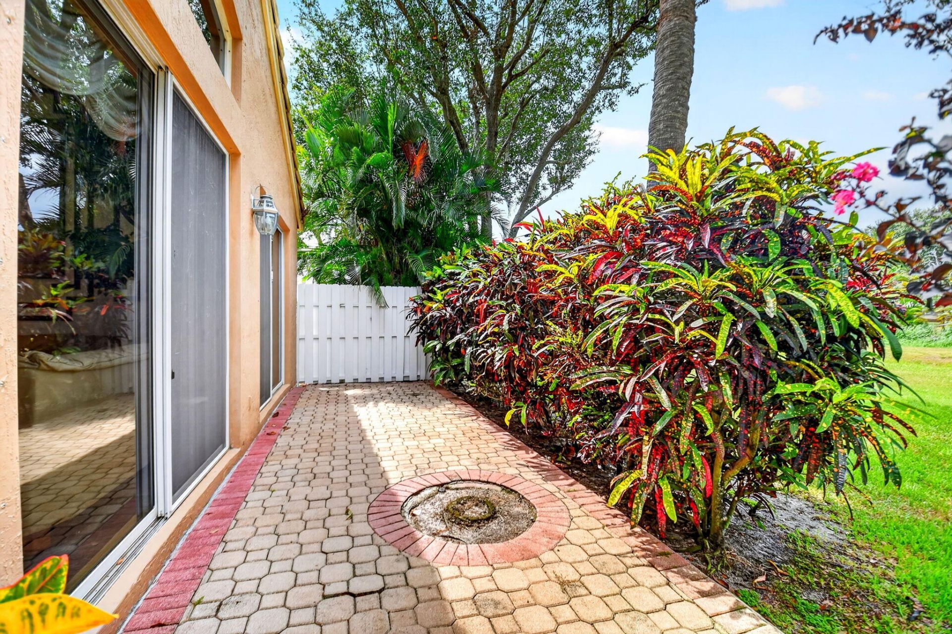 6330 Westchester Club Drive N, Boynton Beach, FL 33437 Photo