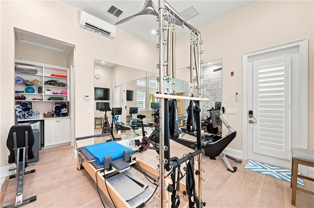 6389 Lyford Isle Dr, Naples, FL 34113 Photo
