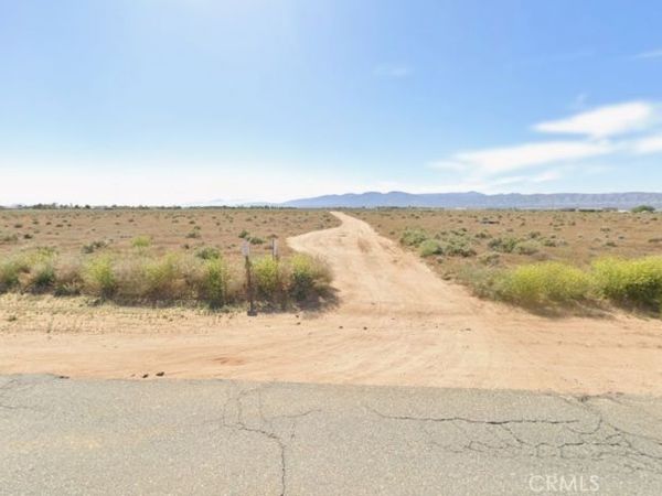 7635 Karen Avenue, California City, CA 93635
