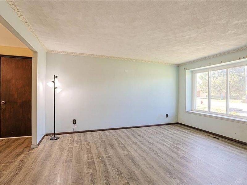 4773 Taylorsville Road, Huber Heights, OH 45424 Photo 5