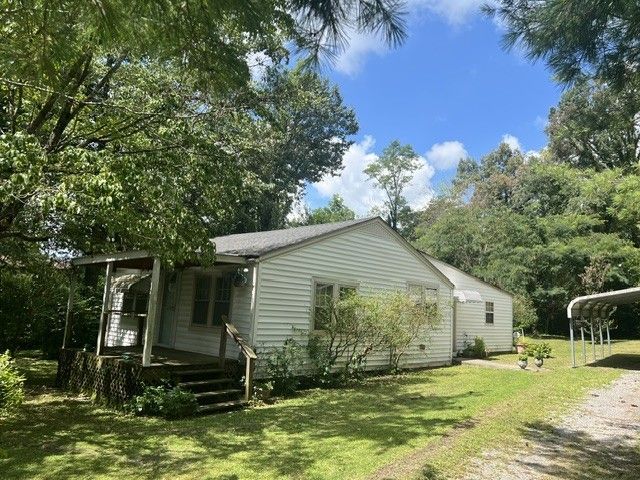 920 Highland Dr, Manchester, TN 37355 Main Photo