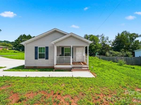 507 Hopewell Road , Morganton, NC 28655