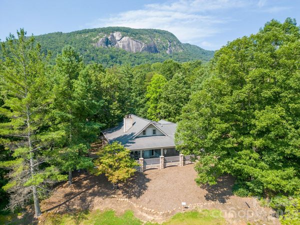 124 Huntington Road , Lake Lure, NC 28746